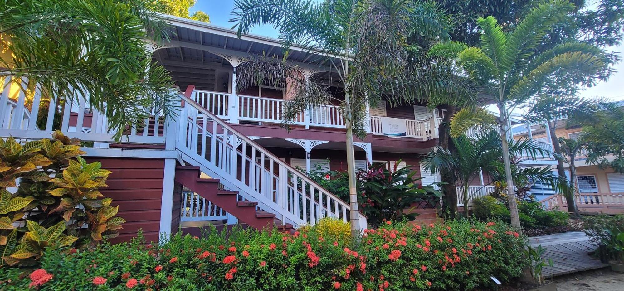 Hotel Alux House à Placencia Extérieur photo